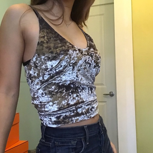 flowy velvet tank top - Picture 2 of 2